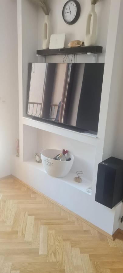 Apartment Elena - *